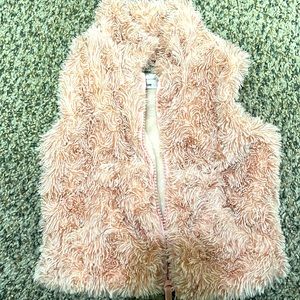 3/$10- ✅Donating soon -Widgeon vest ❤️